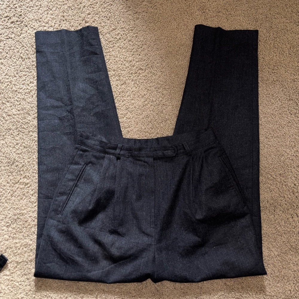 Career Essentials. Stylish Trousers. 100% wool. Size 14